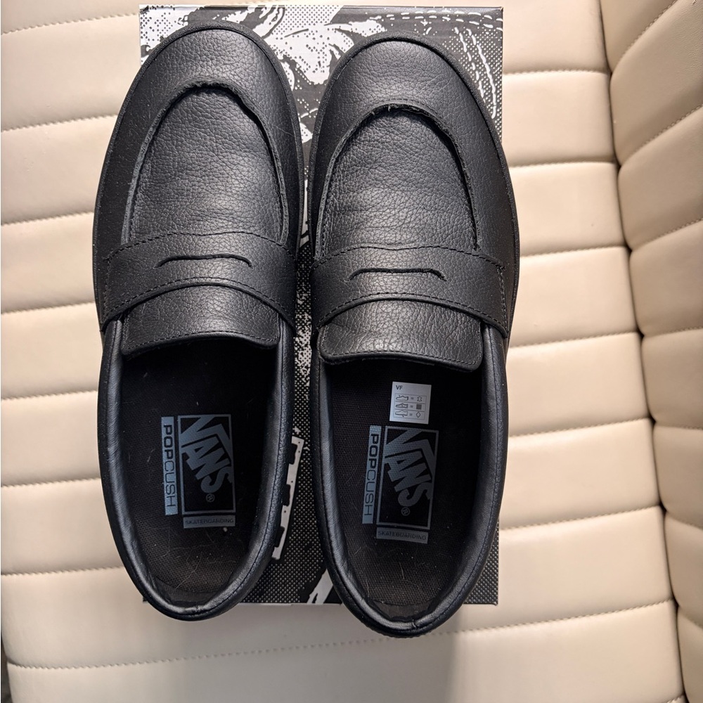 Vans Black Leather Men's Slip-On Loafers NIB NWT